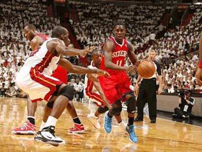 黑白直播nba免费观看篮球_黑白直播nba免费观看篮球在线高清直播_黑白直播nba免费观看篮球观看无插件 - 雨燕直播
